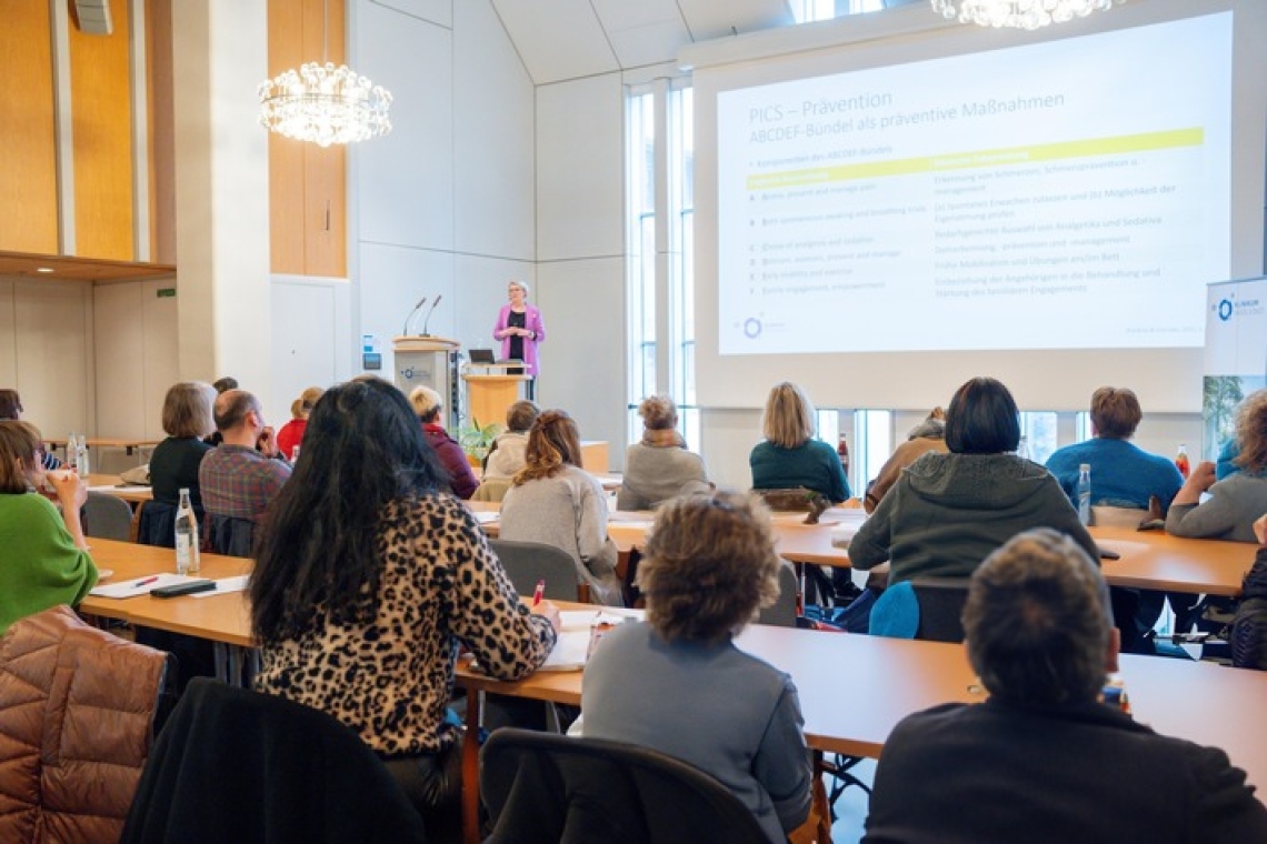 Fortbildungsveranstaltung zur Behandlung von Intensivpatienten 