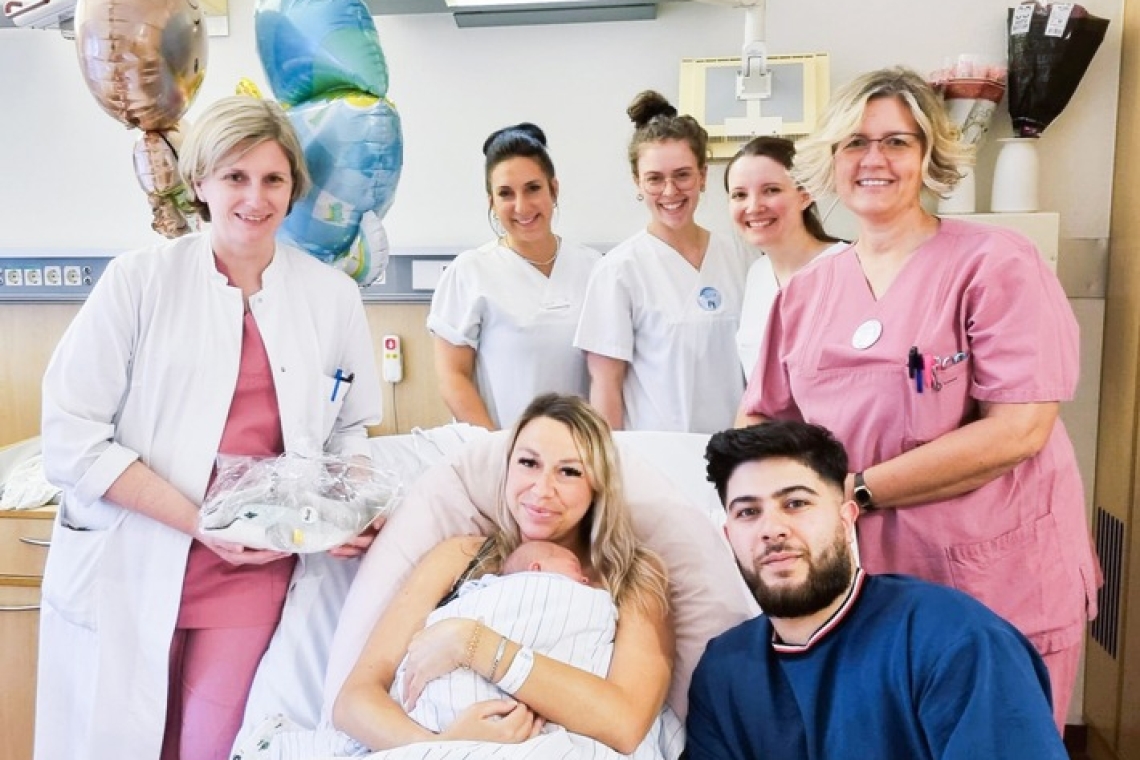 Klinikum Ingolstadt begrüßt Emir, er ist das 1000 Baby